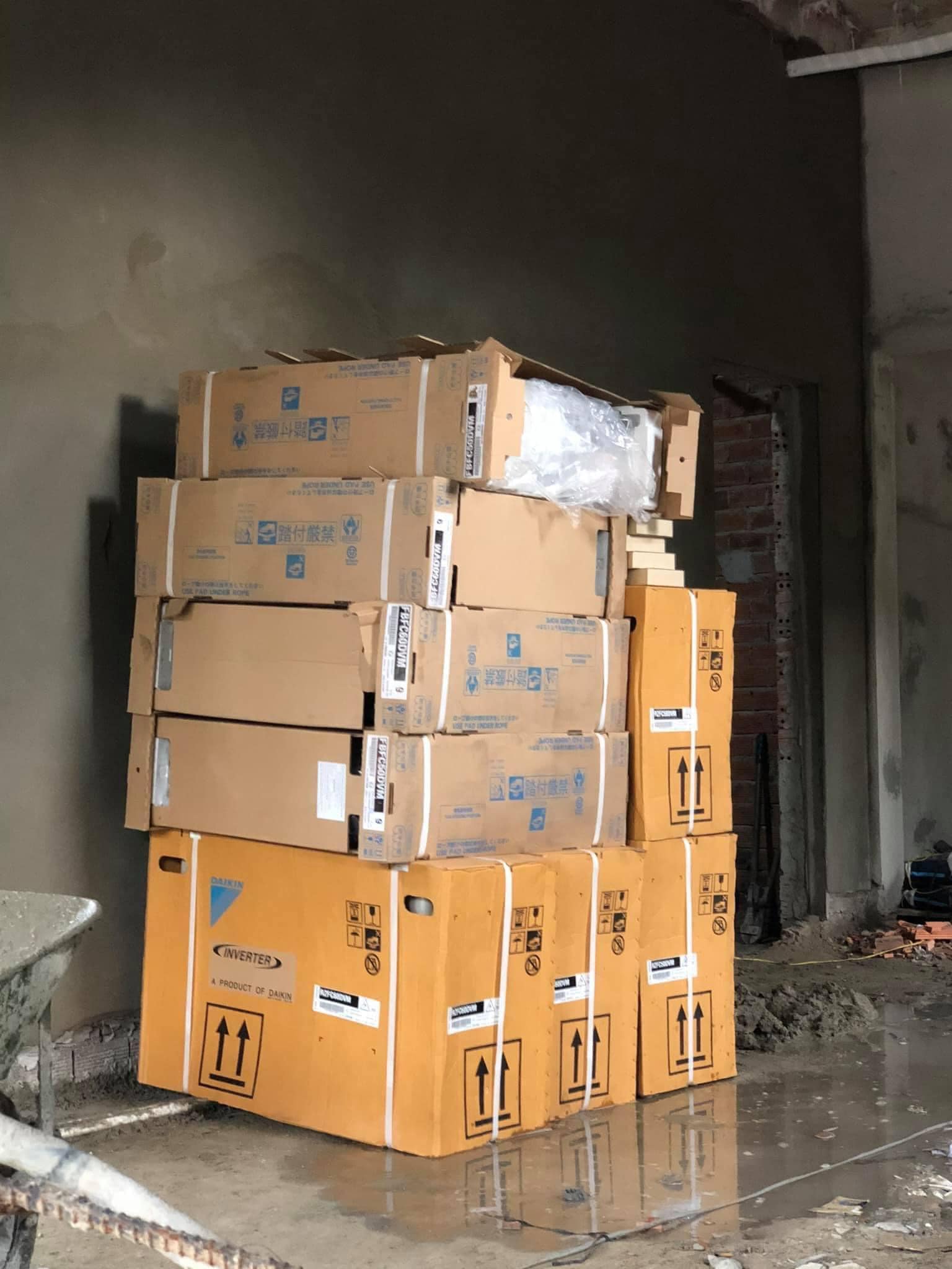 #1 Đại lý bán máy lạnh âm trần tại Quận 8 - Máy lạnh Cao Vĩ Cam kết hàng chính hãng 100%, bảo hành theo quy định nhà sản xuất