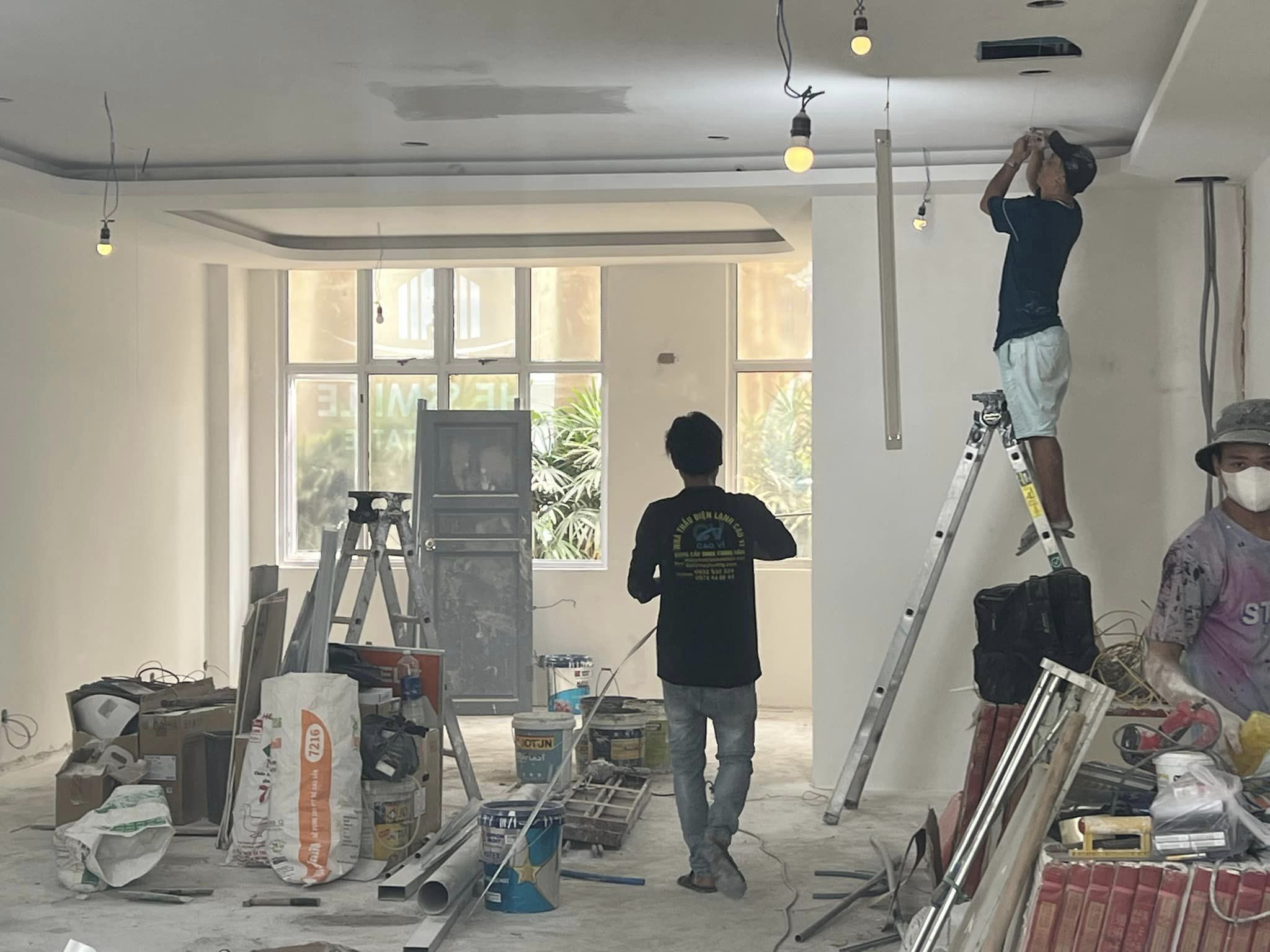 Với máy lạnh phổ thông thường dùng trong gia đình thì hiện có 2 loại chính - Công ty cung cấp lắp đặt máy lạnh tại Trảng Bom --Cao Vĩ