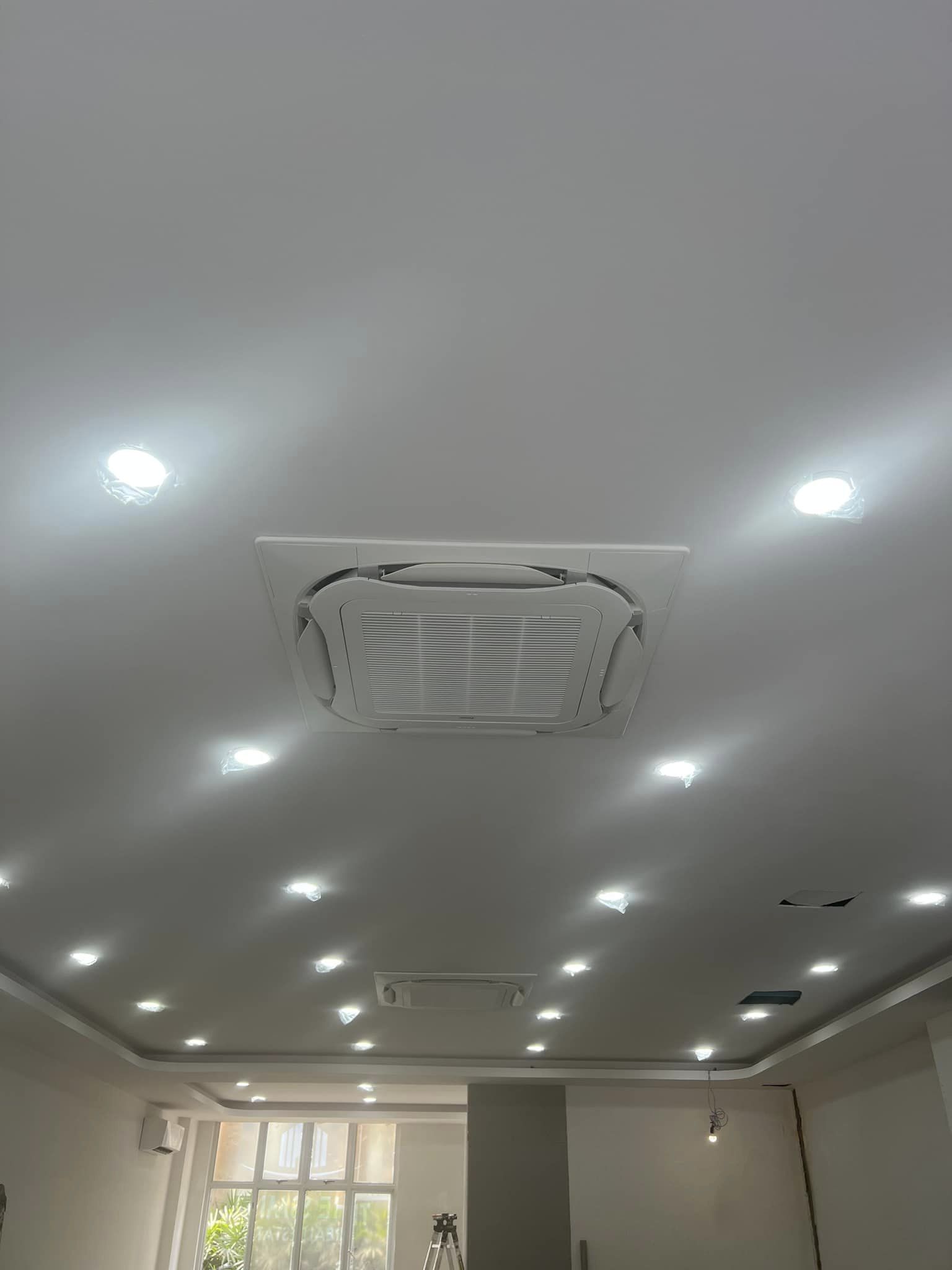 Cấu tạo của điều hòa nhiệt độ âm trần. Lắp đặt máy lạnh Bình Tân giá rẻ tại nhà | Máy lạnh Cao Vĩ